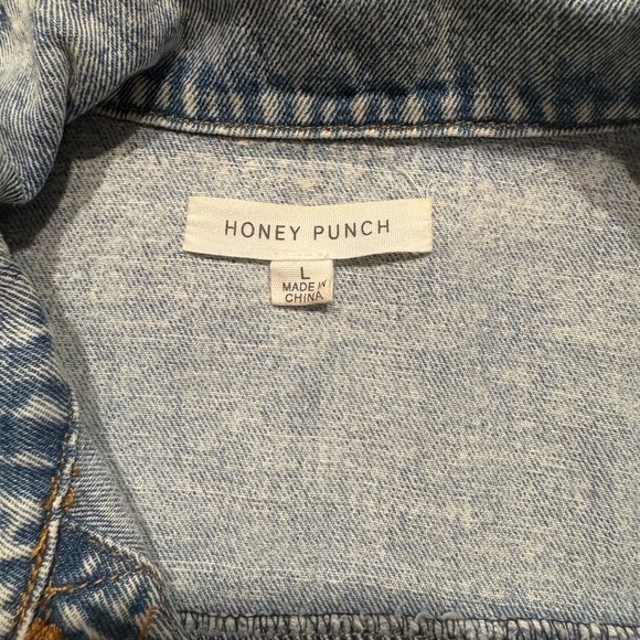 Honey Punch Oversized Denim Jacket with Soul Patch – Size Large - Picture 3 of 9